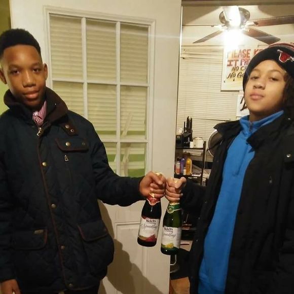 Meet your Posher, Édŵãrd - Picture 1 of 1